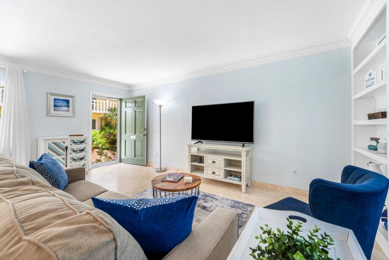1030 Langer Way, Unit 1, Delray Beach, FL 33483 Photo