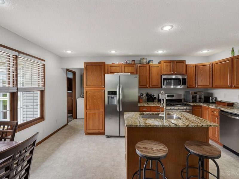 9070 Grimsley Road, Leesburg, OH 45135 Photo 11