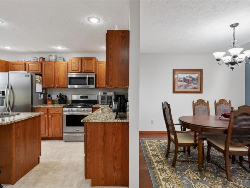 9070 Grimsley Road, Leesburg, OH 45135 Photo 14
