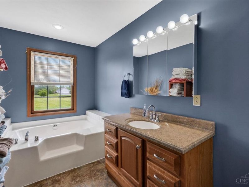 9070 Grimsley Road, Leesburg, OH 45135 Photo 17