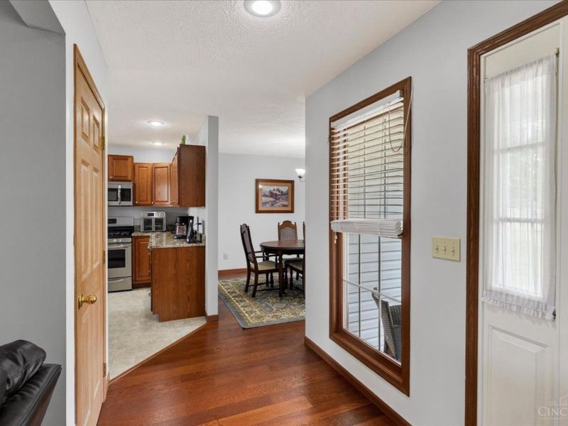 9070 Grimsley Road, Leesburg, OH 45135 Photo 6