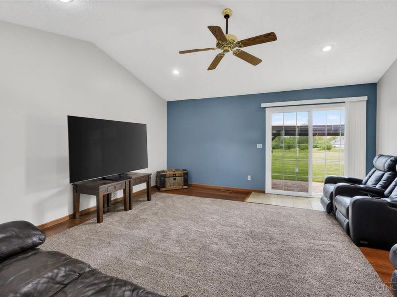 9070 Grimsley Road, Leesburg, OH 45135 Photo 8