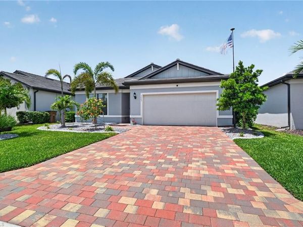 3663 Passion Vine DR, ALVA, FL 33920