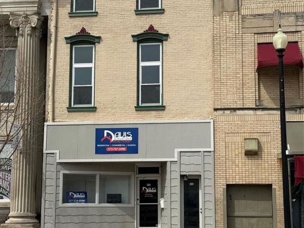 210 Broadway , Hannibal, MO 63401