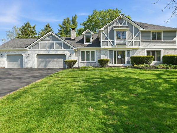 700 Round Court, Zionsville, IN 46077