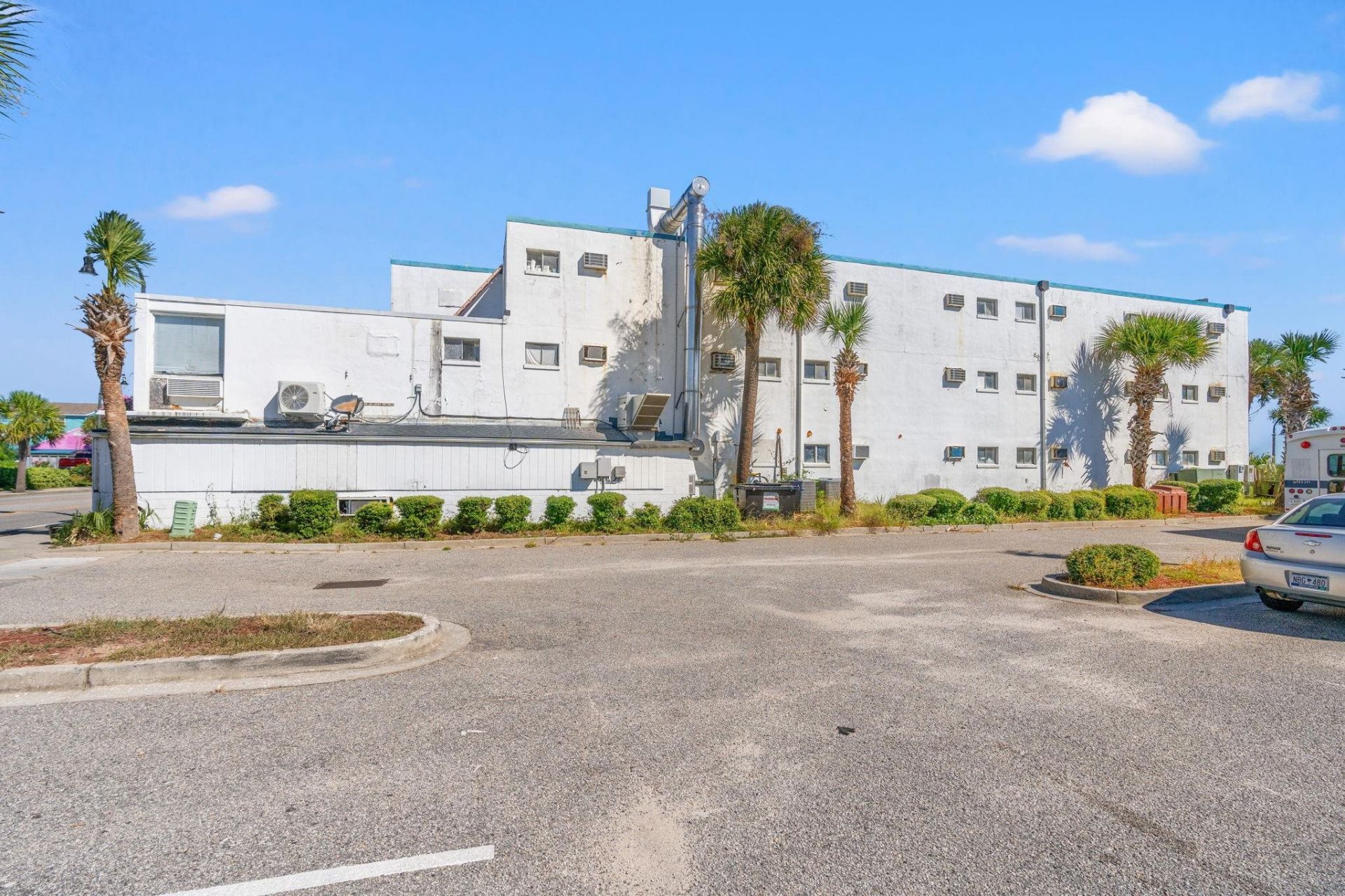 606 N Ocean Blvd.  Photo 27