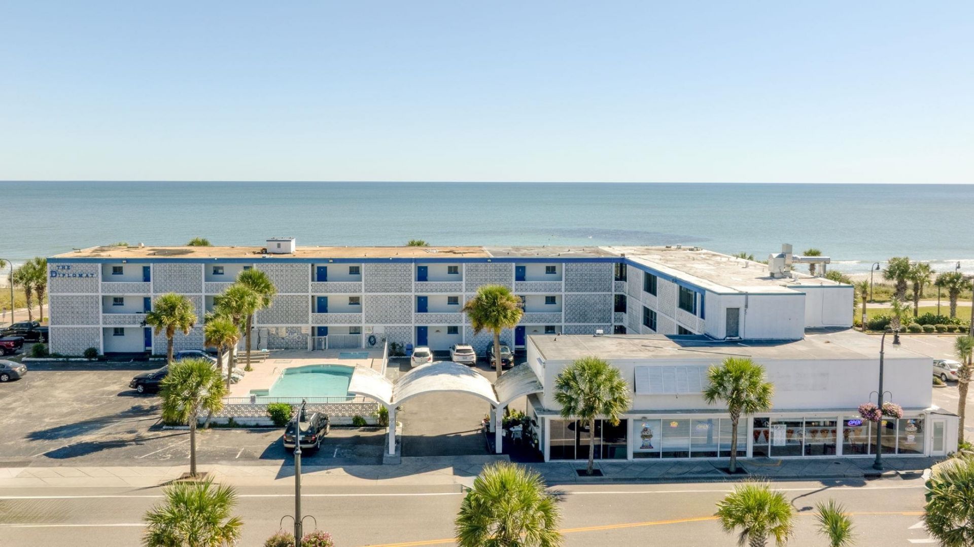 606 N Ocean Blvd.  Photo 4