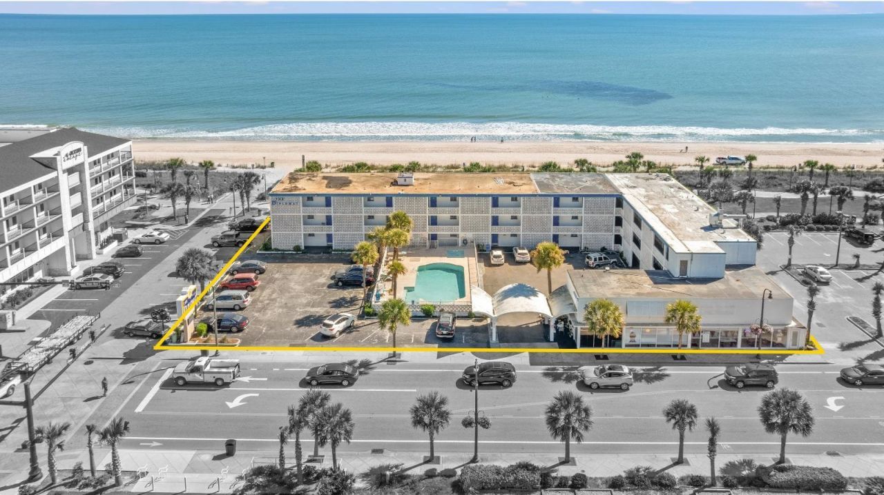 606 N Ocean Blvd.  Photo 8