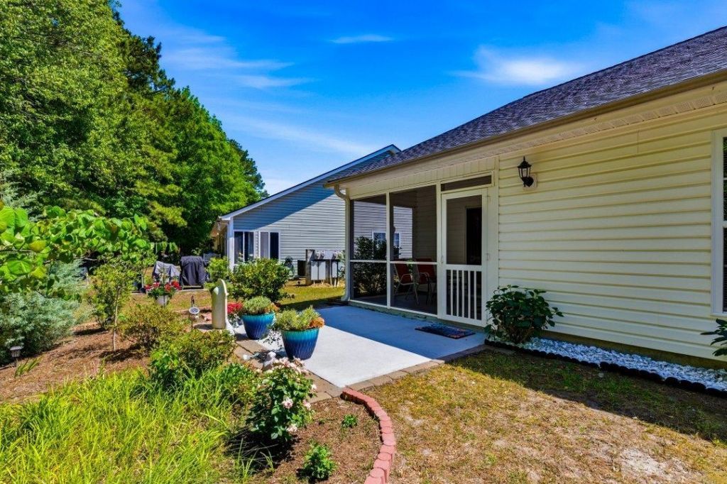 200 Country Manor Dr. Photo 10