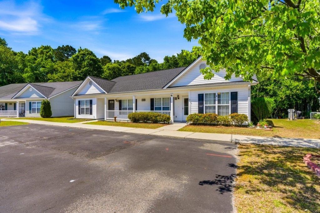 200 Country Manor Dr. Photo 14