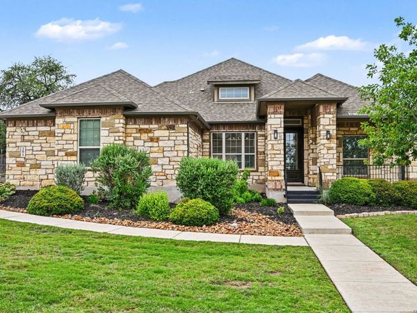 291 Allemania Dr, New Braunfels, TX 78132