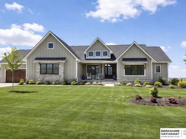 6682 56th Avenue, Columbus, NE 68601