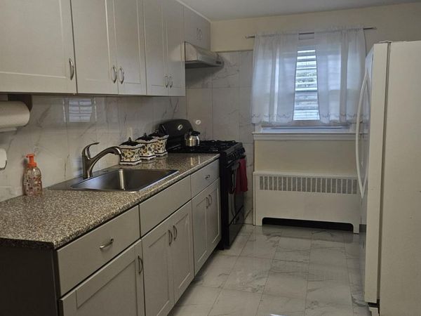 12 Palmer Place , Unit 2, Valley Stream, NY 11580