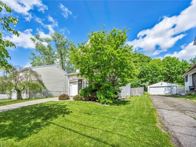 2343 18th Street SW, Akron, OH 44314 Photo 3