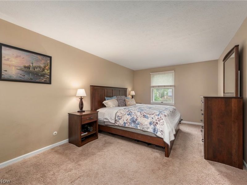 4083 Lydgate Drive , North Olmsted, OH 44070 Photo 23