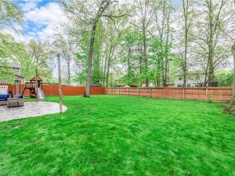 4083 Lydgate Drive , North Olmsted, OH 44070 Photo 47