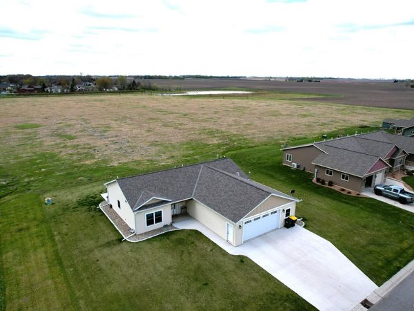 1401 W Fairview Avenue, Olivia, MN 56277