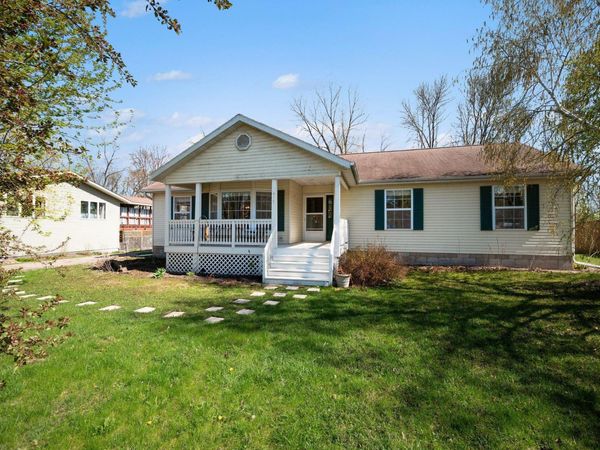 417 Countryside Drive SE, Montgomery, MN 56069
