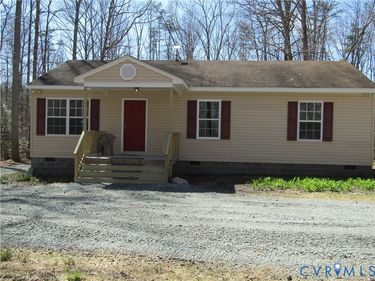 5705 Community House Road, Columbia, VA 23038