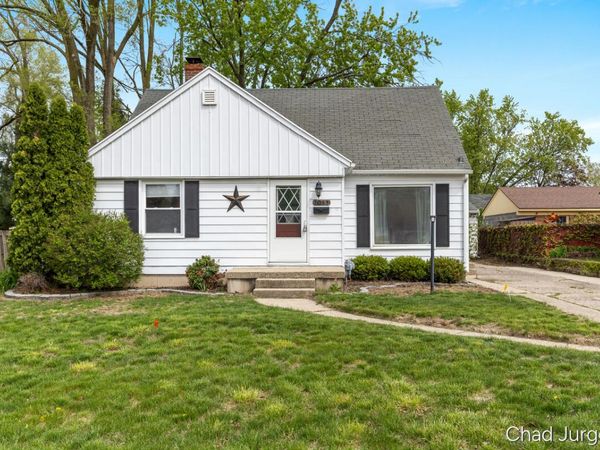 1011 Buckingham Street SW, Wyoming, MI 49509