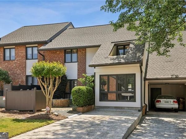 3226 Clairmont North NE, Brookhaven, GA 30329