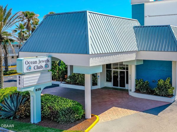 935 S Atlantic Avenue, Unit 104, Daytona Beach, FL 32118