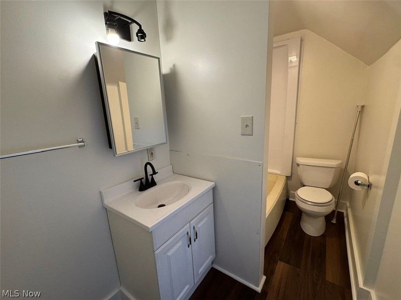 1009 W Wilbeth Road, Akron, OH 44314 Photo 15