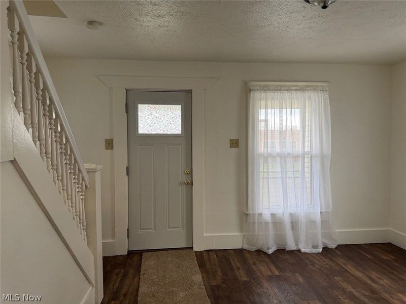 1009 W Wilbeth Road, Akron, OH 44314 Photo 6