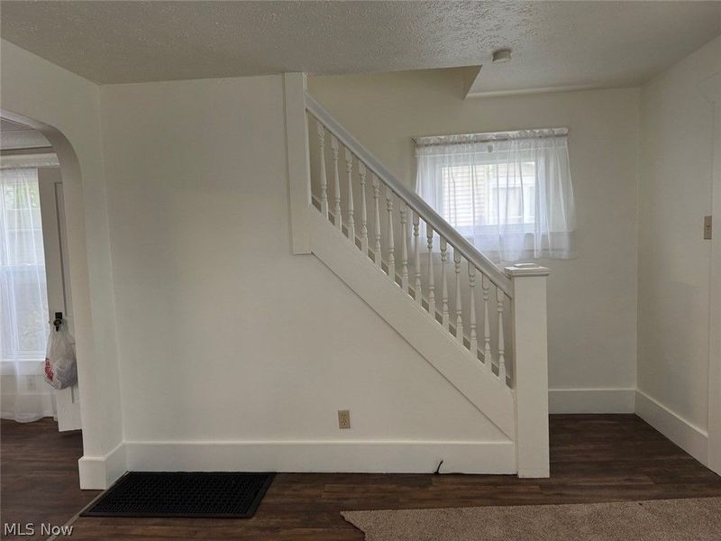1009 W Wilbeth Road, Akron, OH 44314 Photo 7