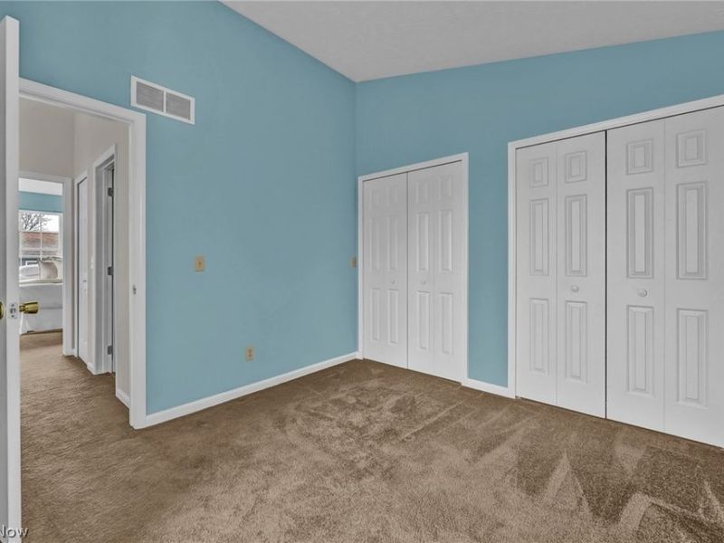 833 Overlook Ridge Drive, Cleveland, OH 44109 Photo 16
