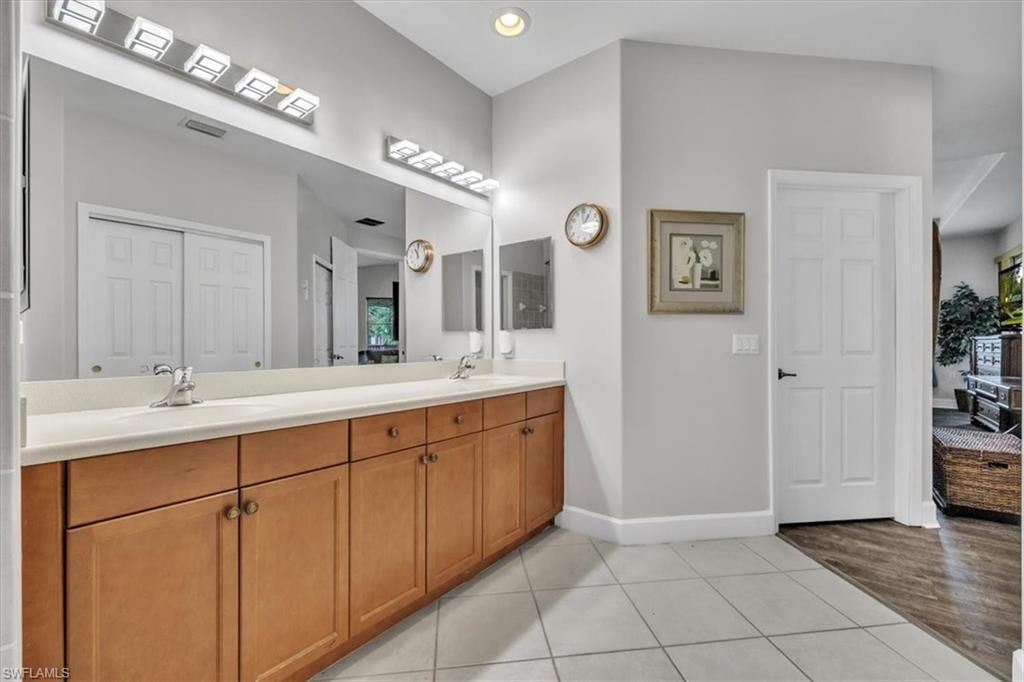 9276 Aviano Dr, Unit 202, Fort Myers, FL 33913 Photo