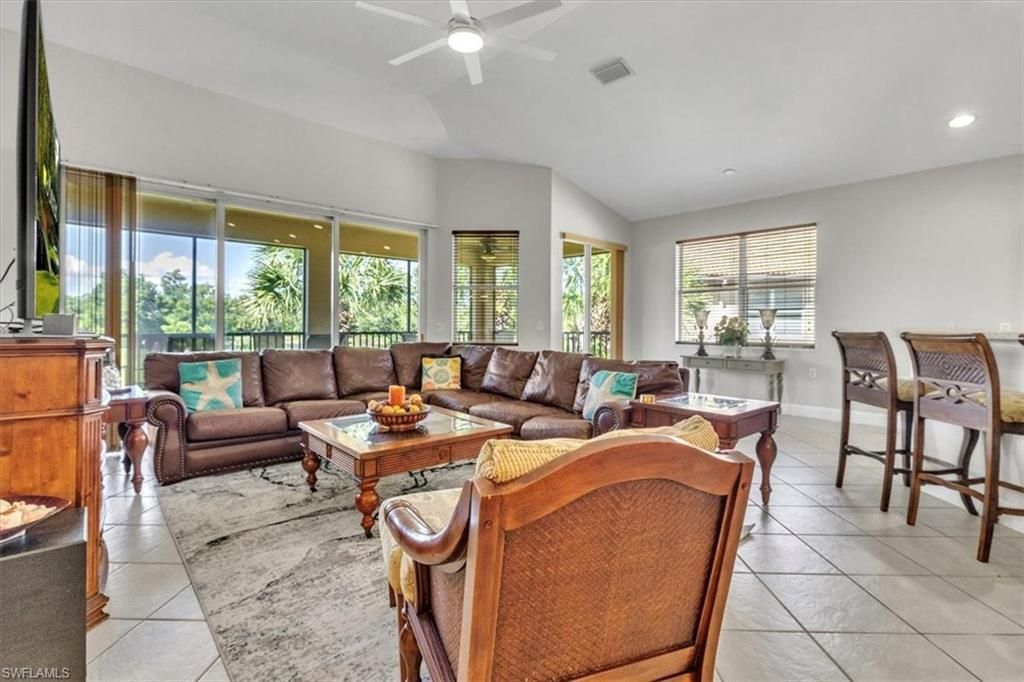 9276 Aviano Dr, Unit 202, Fort Myers, FL 33913 Photo
