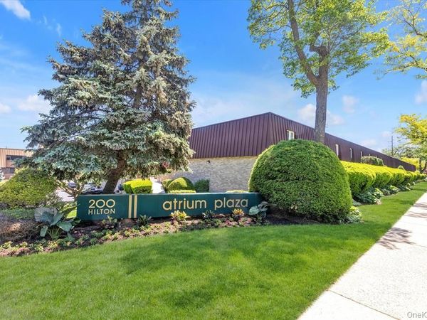 200 Hilton Avenue , Unit 20, Hempstead, NY 11550