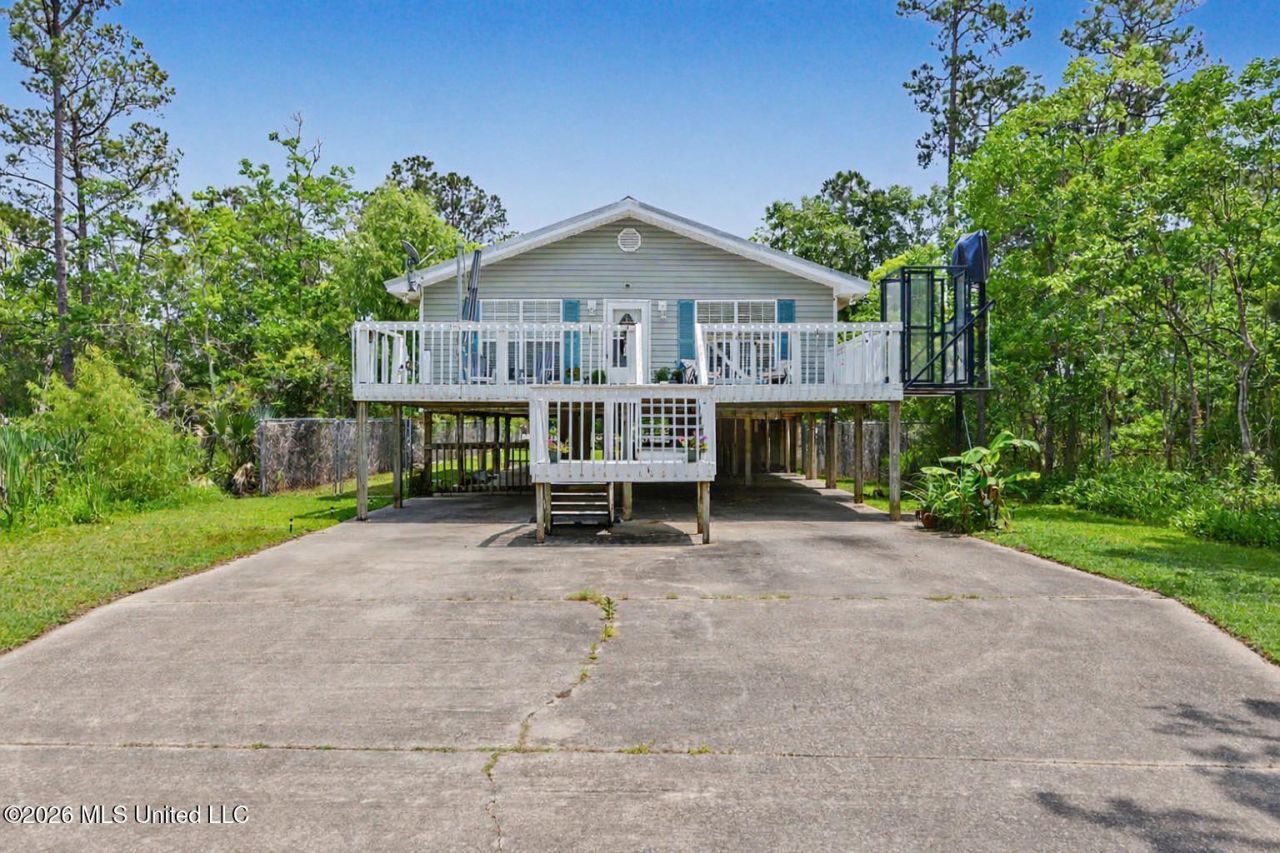 10058 E Bayou View Drive, Bay Saint Louis, MS 39520 Main Photo