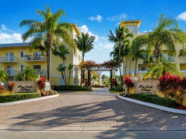 150 NE 15th Ave , Unit 235, Fort Lauderdale, FL 33301