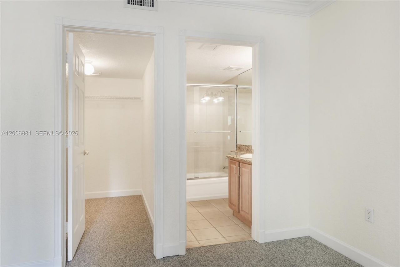 150 NE 15th Ave , Unit 235, Fort Lauderdale, FL 33301 Photo