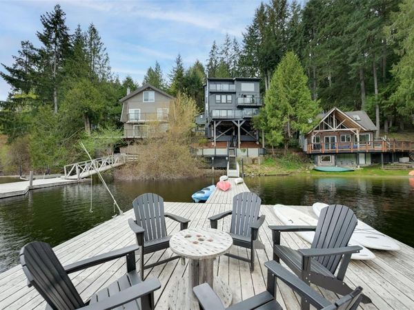 2719 West Shawnigan Lake Rd, Shawnigan Lake, BC V8H 2E3