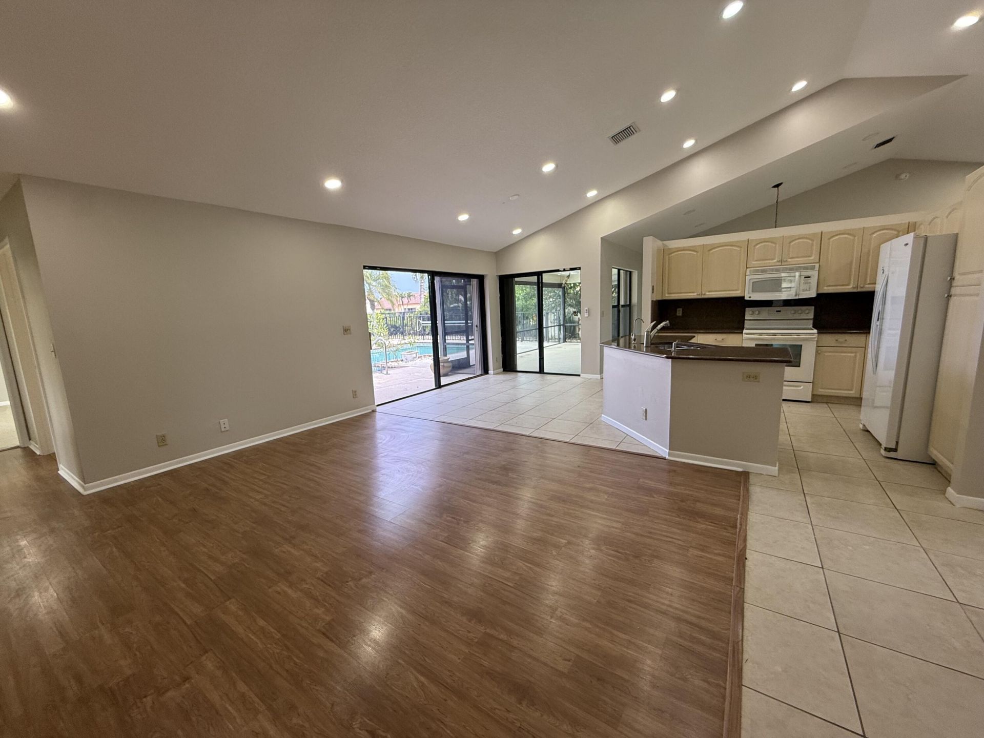 9215 Sun Pointe Drive, Boynton Beach, FL 33437 Photo