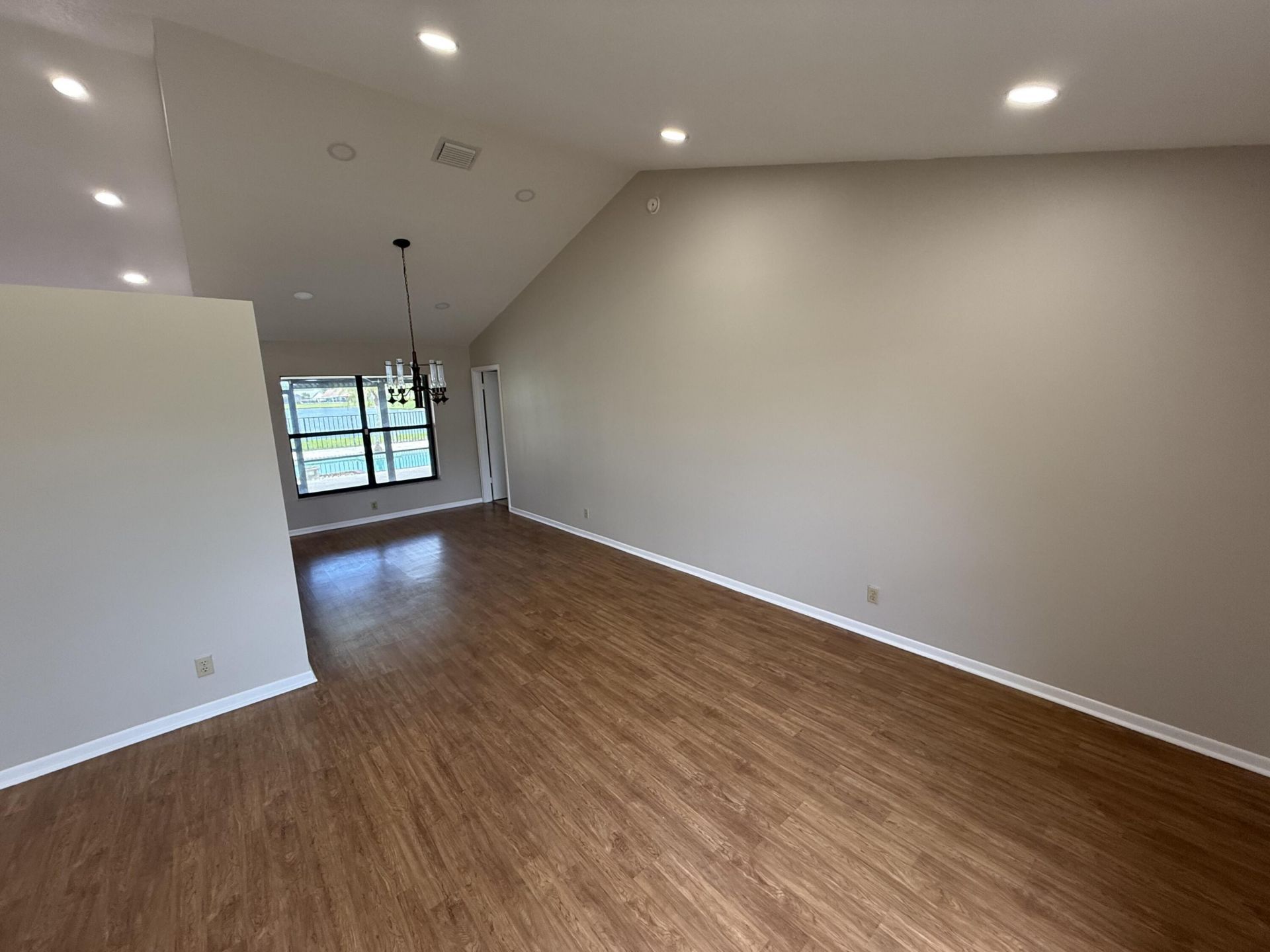 9215 Sun Pointe Drive, Boynton Beach, FL 33437 Photo