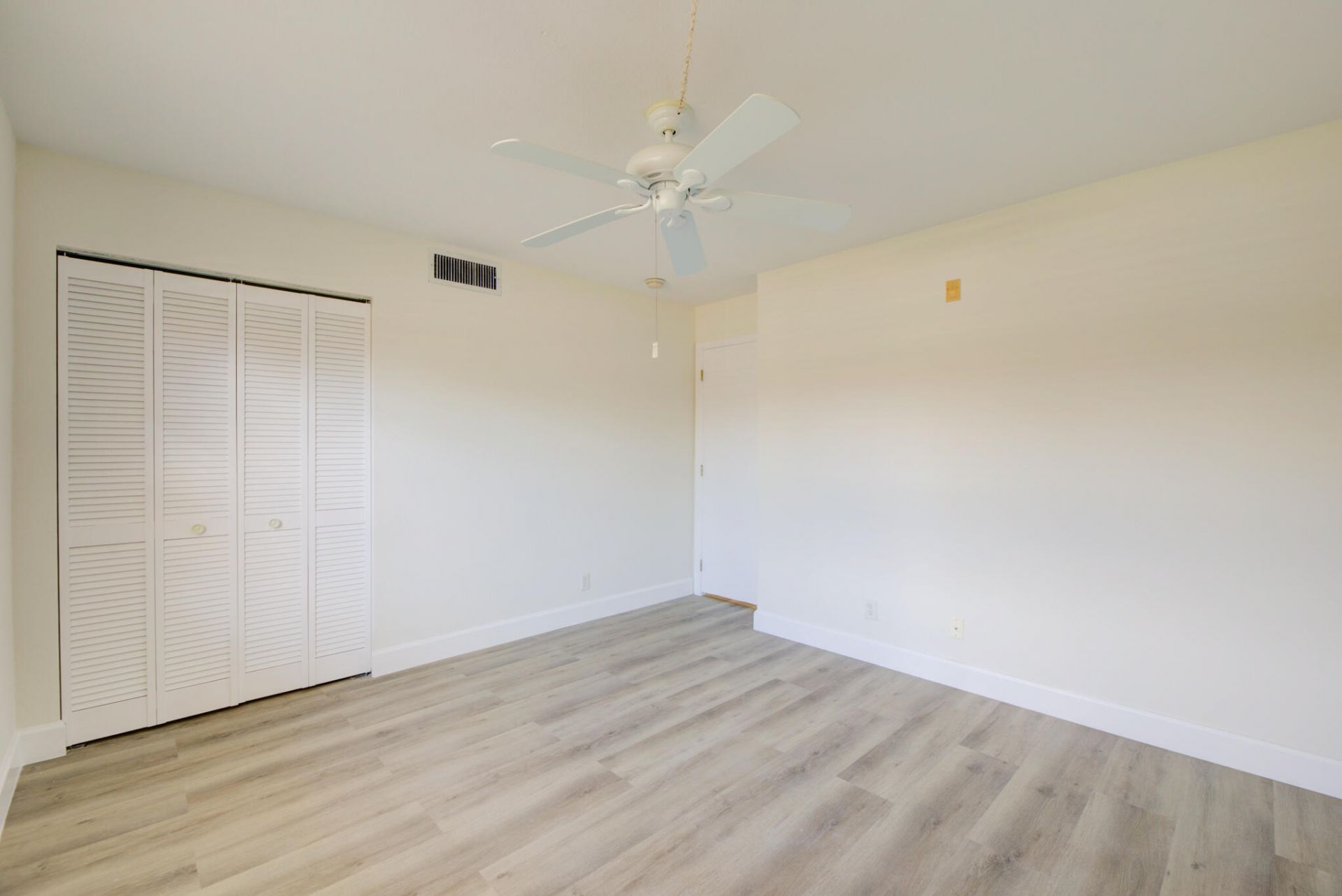12016 S Greenway Cir Circle S, Unit 105, Royal Palm Beach, FL 33411 Photo