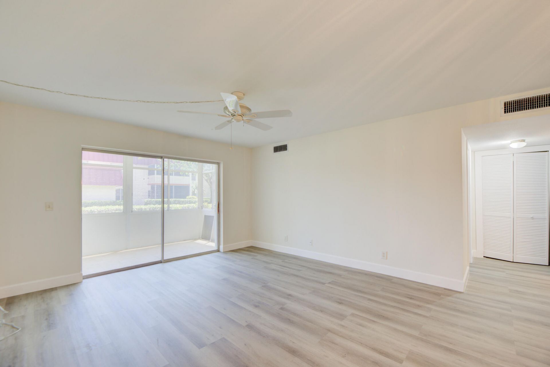 12016 S Greenway Cir Circle S, Unit 105, Royal Palm Beach, FL 33411 Photo