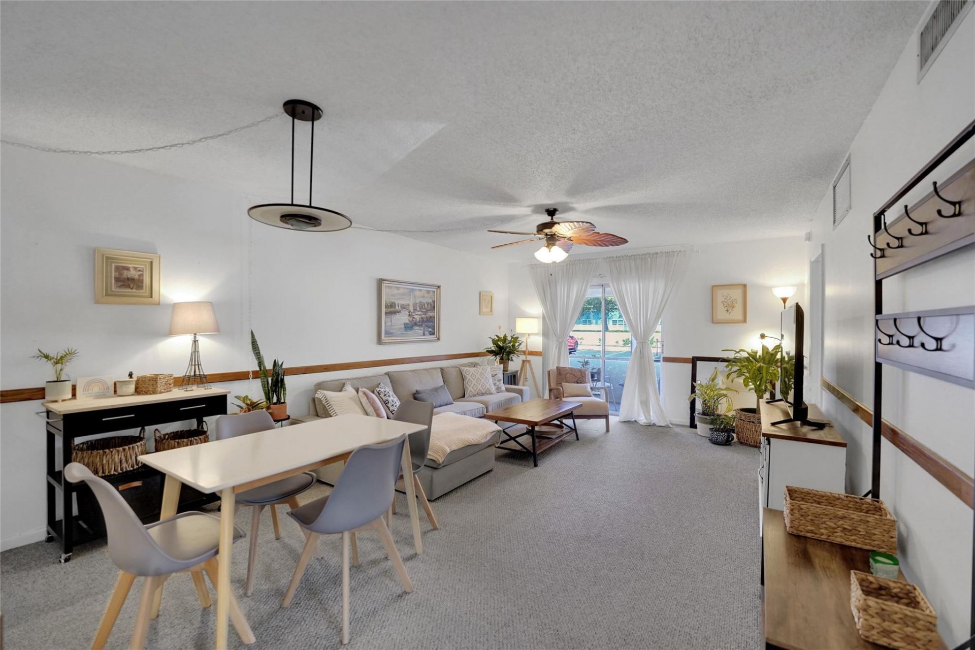 257 S Cypress Road, Unit 401, Pompano Beach, FL 33060 Photo