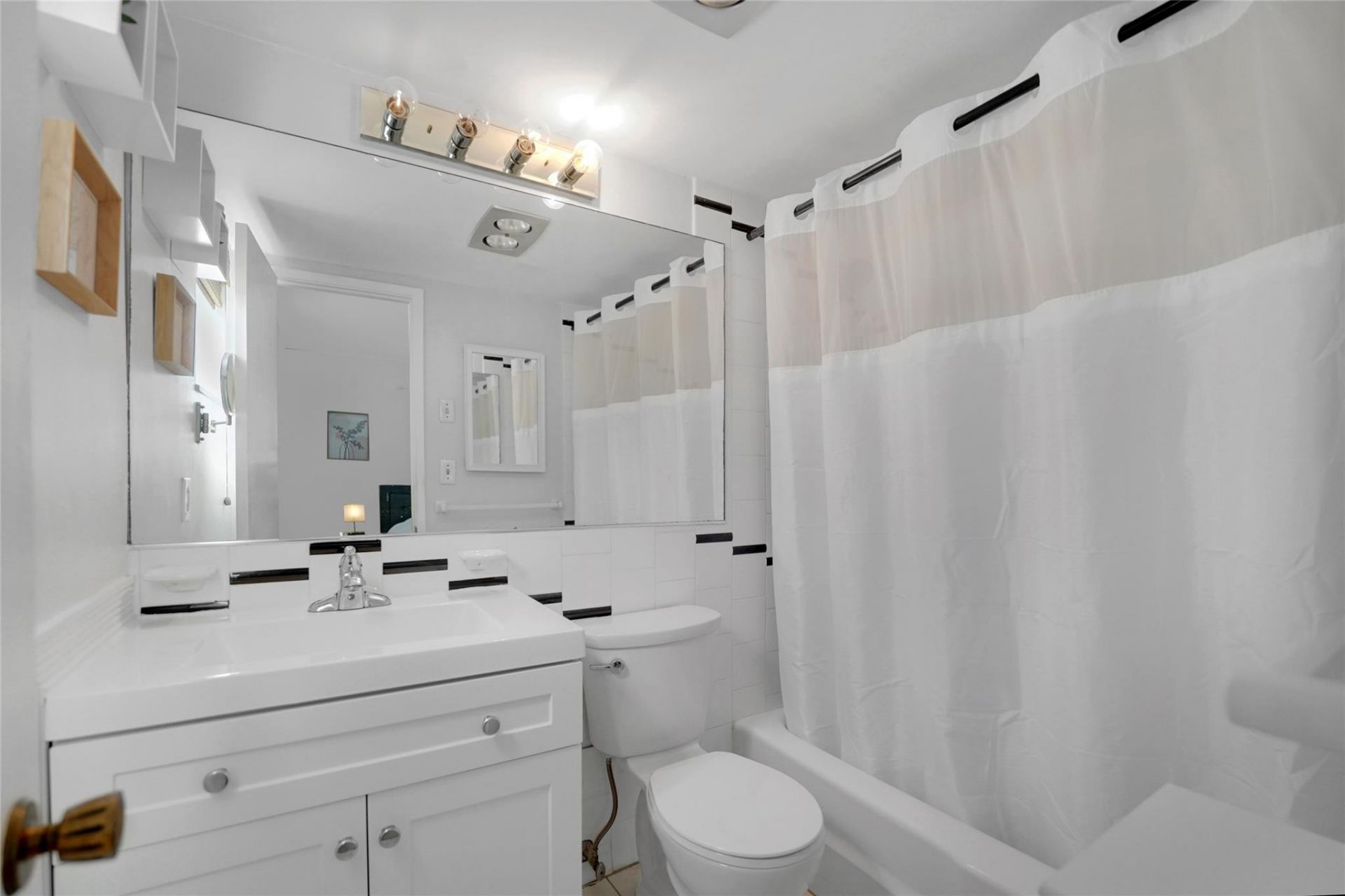 257 S Cypress Road, Unit 401, Pompano Beach, FL 33060 Photo