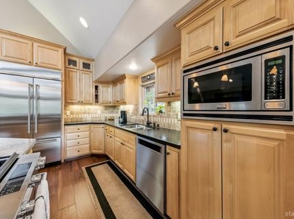 2121 Marshall Trail, South Lake Tahoe, CA 96150 Photo