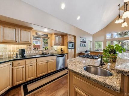 2121 Marshall Trail, South Lake Tahoe, CA 96150 Photo