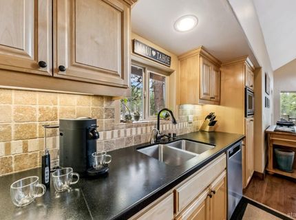 2121 Marshall Trail, South Lake Tahoe, CA 96150 Photo