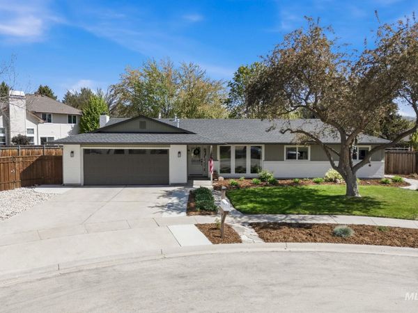1380 W Cerramar Ct., Eagle, ID 83616