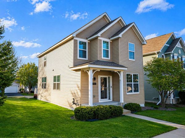 10165 Indigo Drive, Eden Prairie, MN 55347