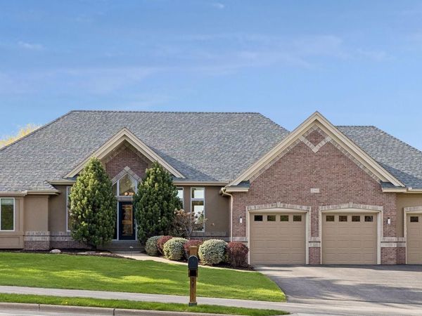 2340 Lake Lucy Road, Chanhassen, MN 55317