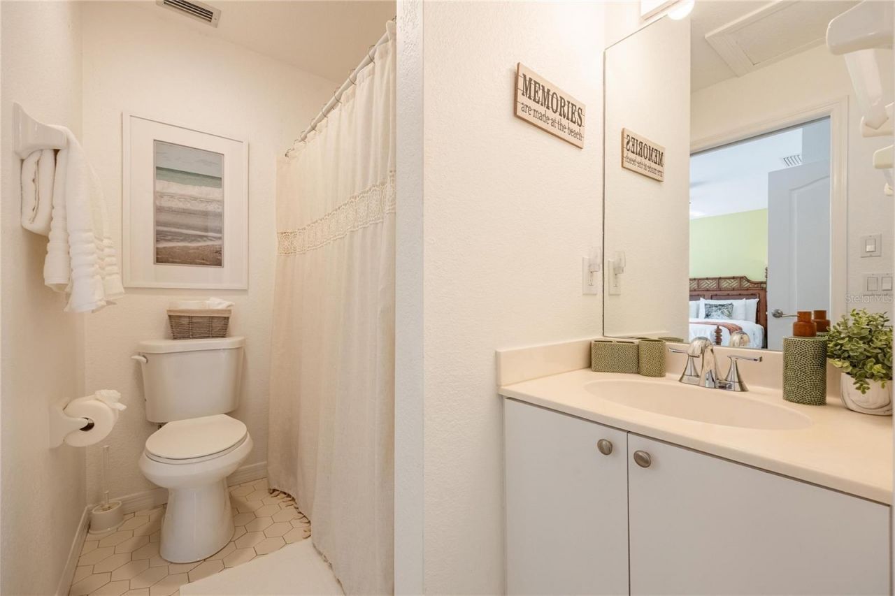 2630 N Beach Road, Englewood, FL 34223 Photo